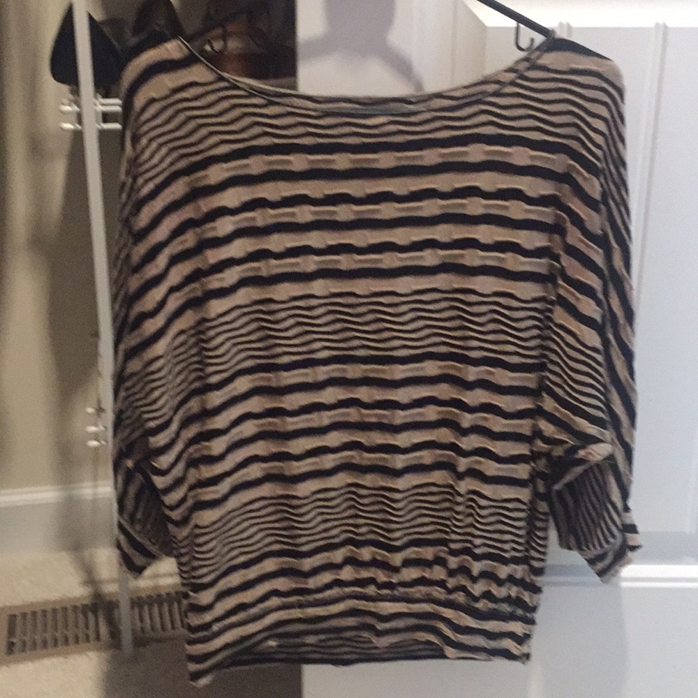 Max Studio 3/4” Sleeve shirt - XS